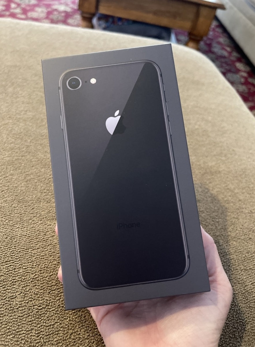 Apple iPhone 8 4G LTE Smartphone Facial Recognition Function Dust Water & Scratch Resistant HD Screen Super/Fast Charging (256GB ROM) (Black) Smartphone smp
