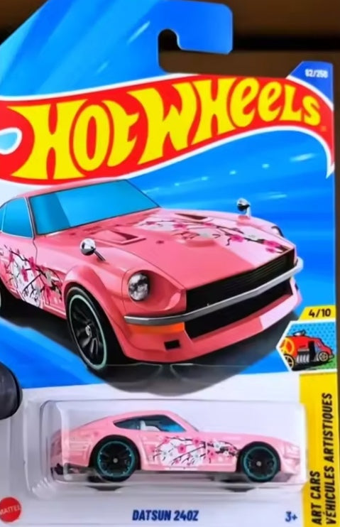 Hot Wheels Datsun 240Z Toy Car tys crs