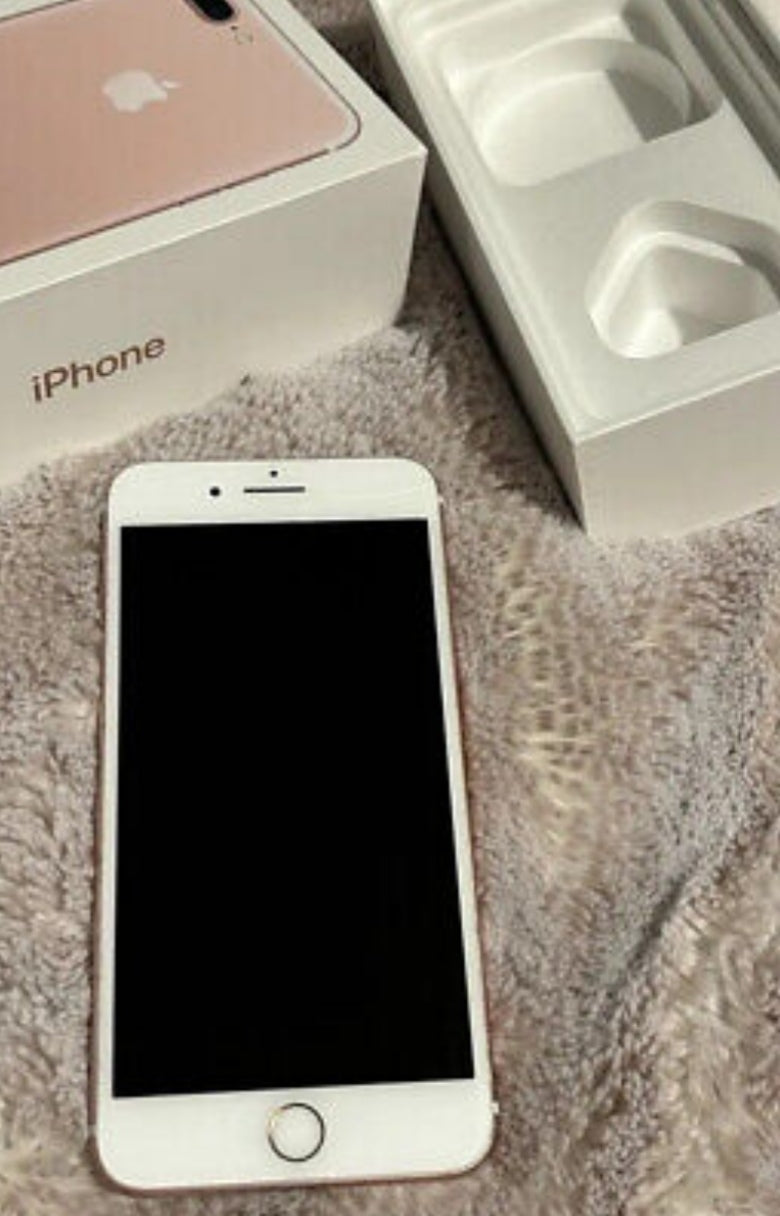 Apple iPhone 7 Plus Smartphone Fingerprint Unlock Function Dust Water & Scratch Resistant HD Screen Super/Fast Charging (128GB ROM) (Black) Smartphone + FREE Earphones. smp