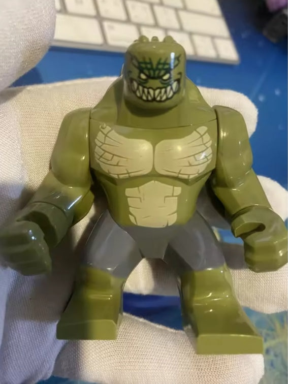 Hasbro Marvel 3D Superhero Character Building Blocks Set Toys tys bbs