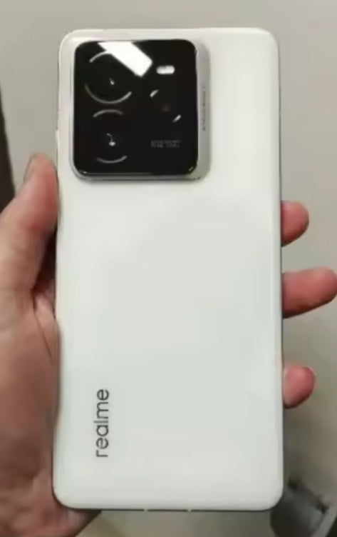 Realme GT 7 Pro Supervooc Snapdragon 8 6.78inch HD Screen RAM 12GB+256GB ROM (Titanium) Smartphone smp