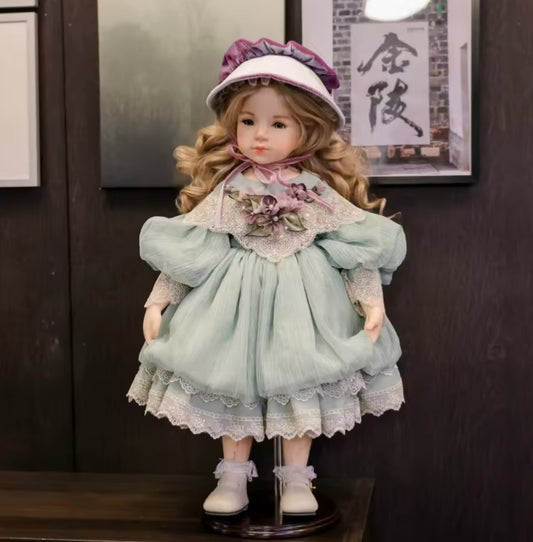 Cloveray Original Victorian Style Ceramic Doll dll tys