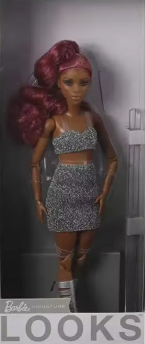 Barbie Signature Looks Doll dll tys