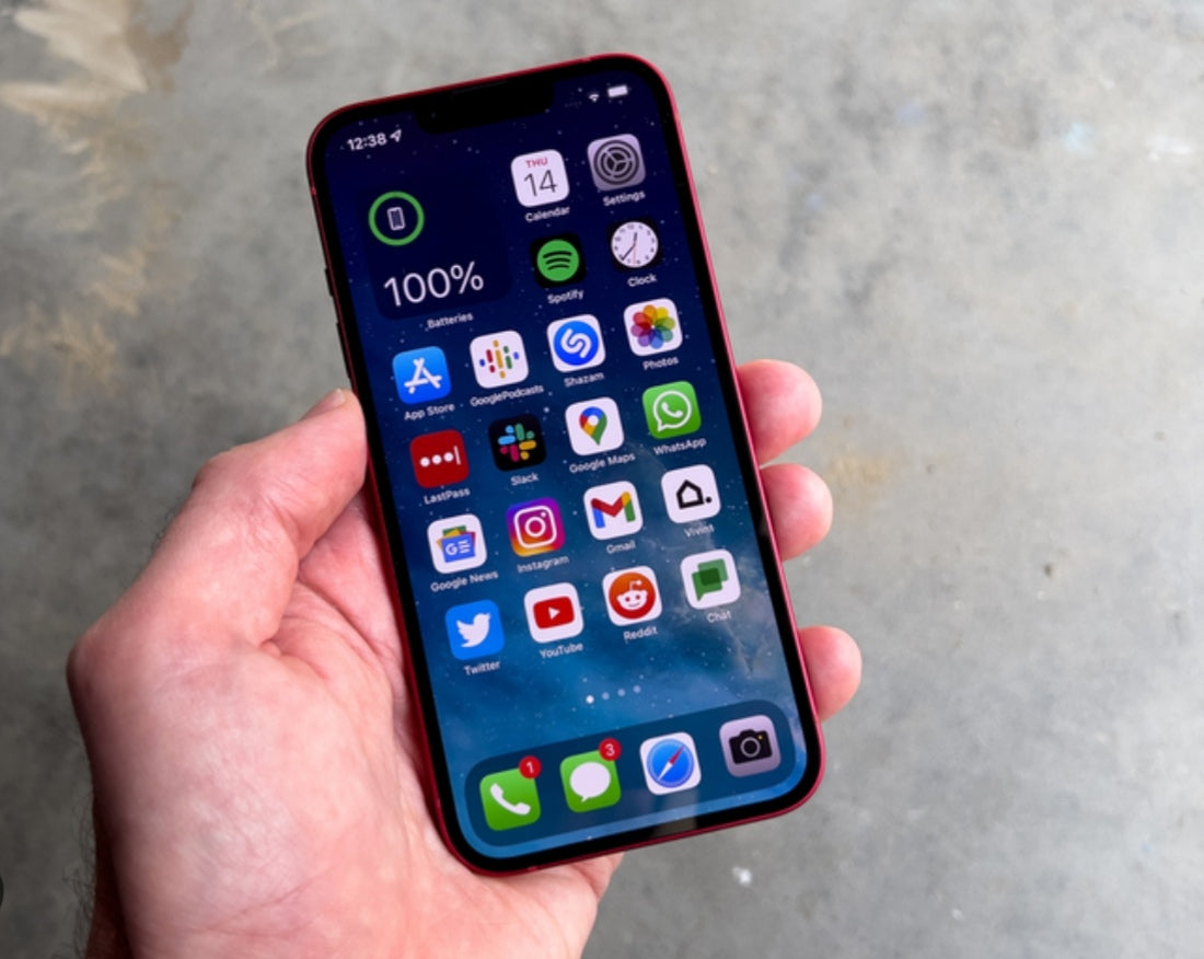 Apple iPhone 13 5G Smartphone Facial Recognition Function Dust Water & Scratch Resistant HD Screen Super/Fast Charging (256GB Standard) (Pink) Smartphone + FREE Phone Case. smp