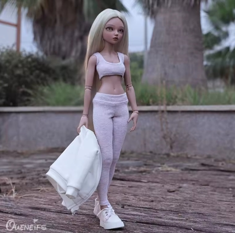 BJD Chloe Open Waist Sportswear Girl Doll dll tys