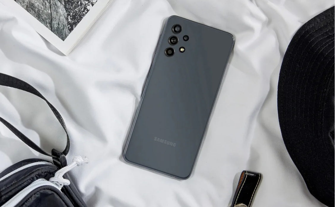 Samsung Galaxy A13 5G Global Version Randomly Selected Color Smartphone Dust Water & Scratch Resistant HD Screen Super/Fast Charging Smartphone (RAM 4GB+64GB ROM). smp
