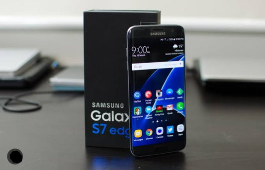 Samsung Galaxy S7 Edge 4G LTE US Version Smartphone Fingerprint Unlock Function Dust Water & Scratch Resistant HD Screen Super/Fast Charging (Black) Smartphone smp