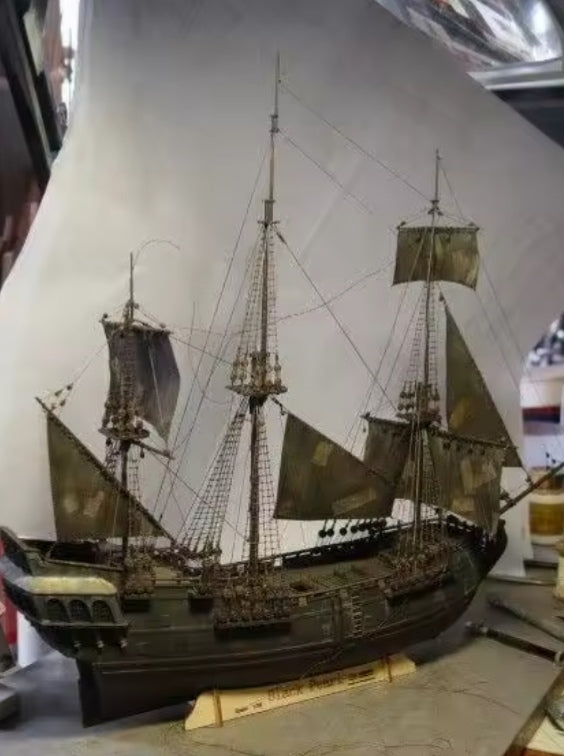 Black Pearl Wooden Ship Model Kit tys bbs