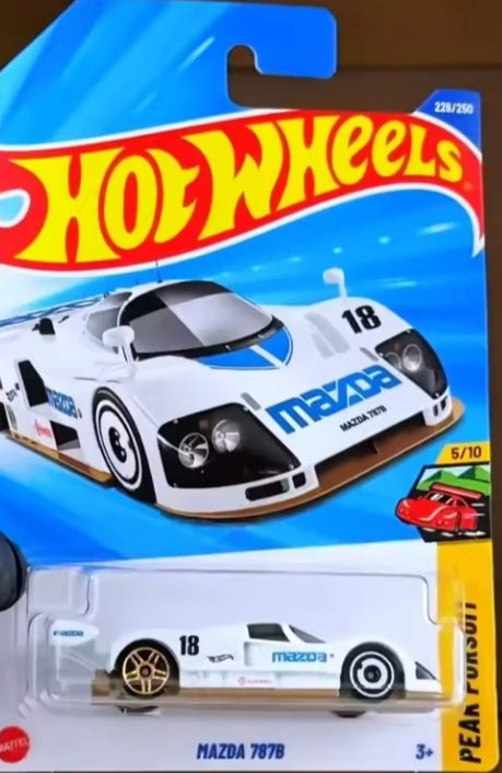 Hot Wheels Mazda 787B Toy Car tys crs