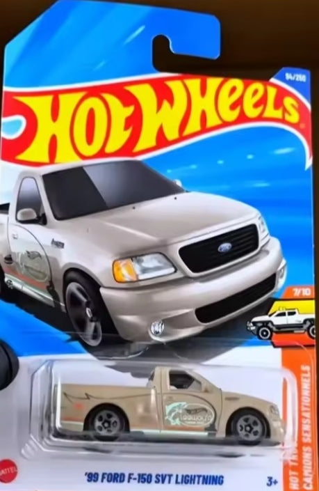 Hot Wheels '99 Ford F-150 SVT Lightning Toy Car tys crs