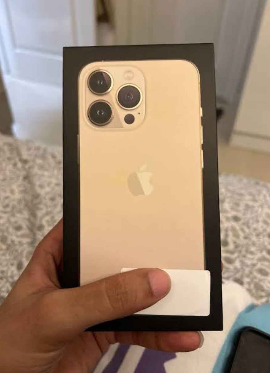 Apple iPhone 13 Pro Smartphone Facial Recognition Function Dust Water & Scratch Resistant HD Screen Super/Fast Charging (Simple Set 256GB ROM) (Gold) Smartphone smp
