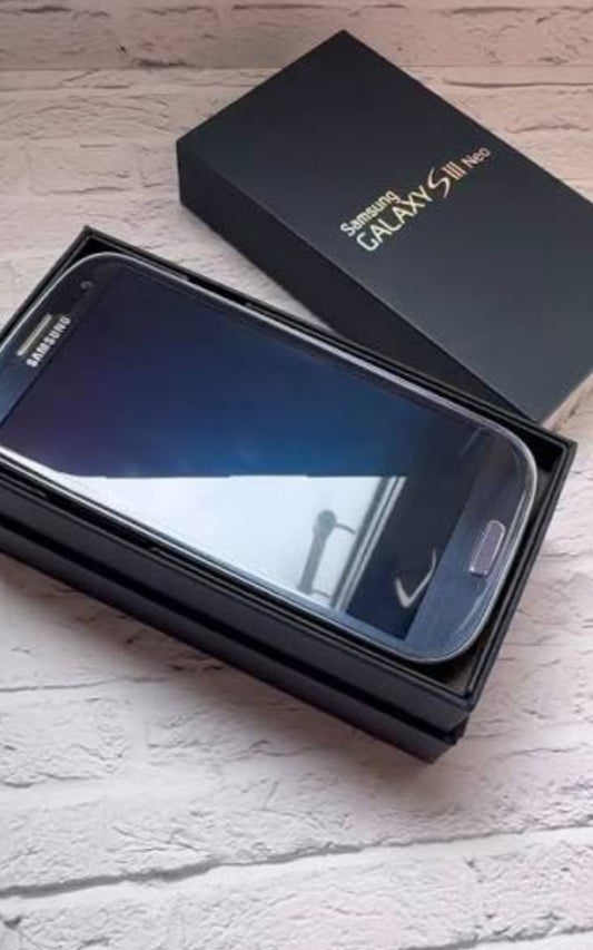 Samsung Galaxy S3 Neo Global Version Black Smartphone Dust Water & Scratch Resistant HD Screen Super/Fast Charging Smartphone (I9300). smp