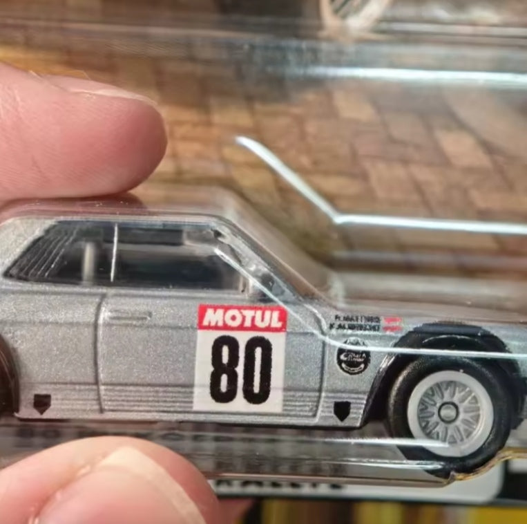 2025 Hot Wheels Boulevard Mercedess-Benz 500 SLC Rallye" Toy Car tys crs