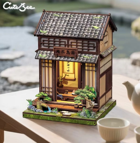 Wooden Mini Dollhouse Building Kit tys bbs